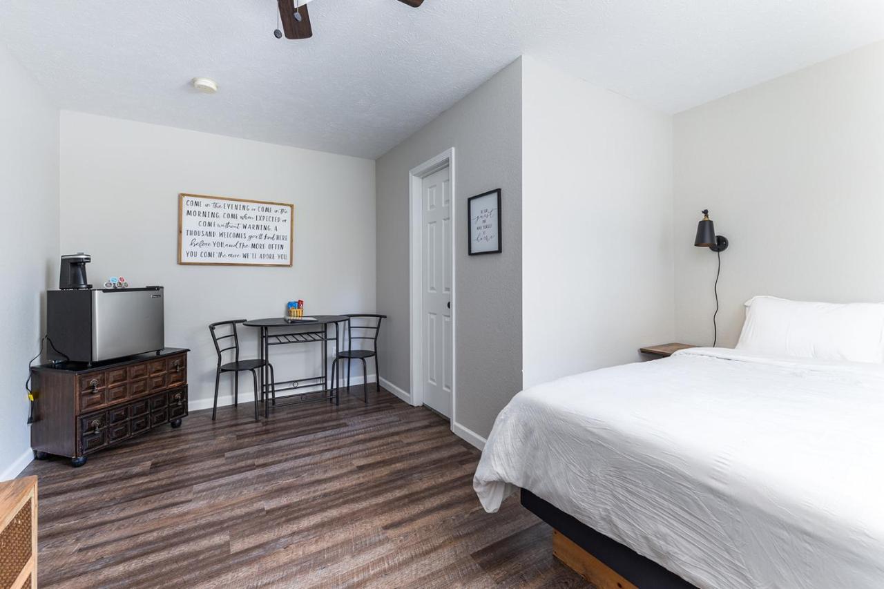 Mandalay Motel Garber Dış mekan fotoğraf